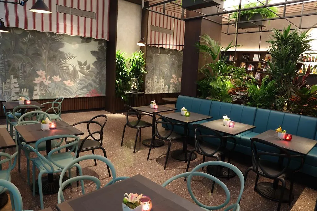 Hotel Sanpi Milano 4*, Milan